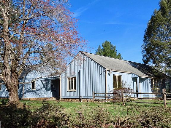 2nd image of 419 Rudasill Mill Rd