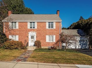 61 Miller Rd, Newton, MA 02459