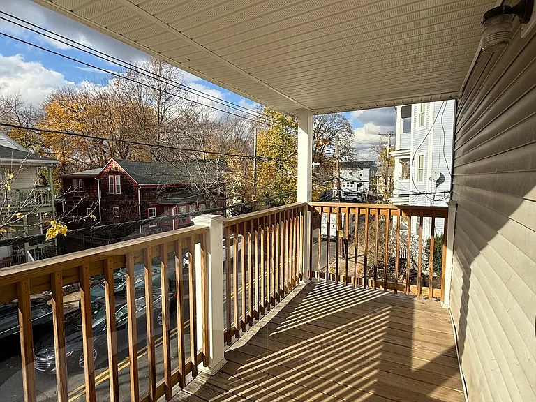 194 Sherman St — Photo 15
