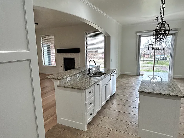 3573 Riverfront Dr — Photo 5
