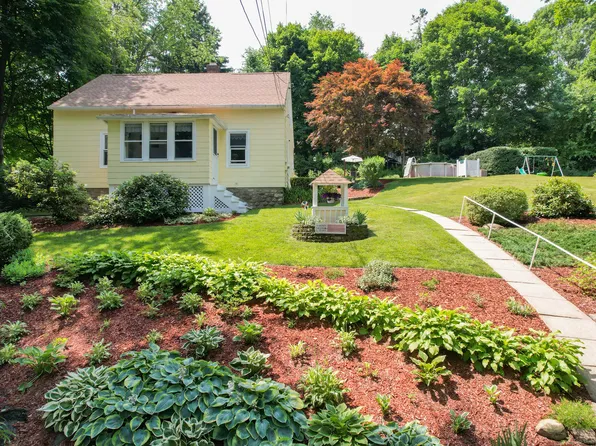 478 Sylvan Lake Road, Watertown, CT 06779