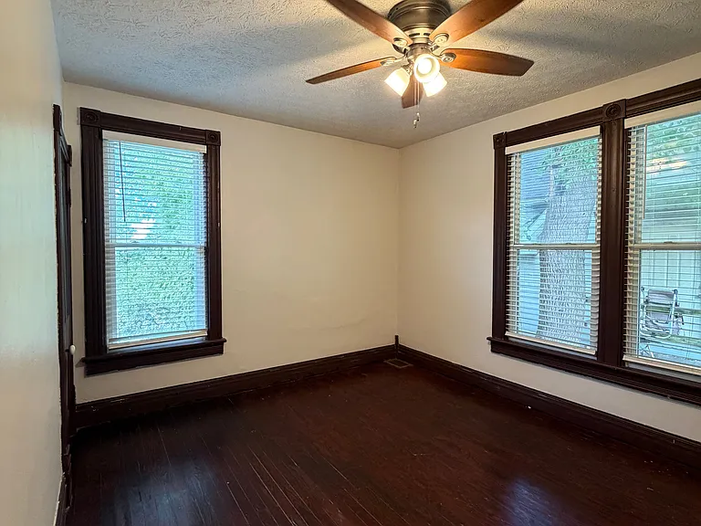 1522 Grove St — Photo 14