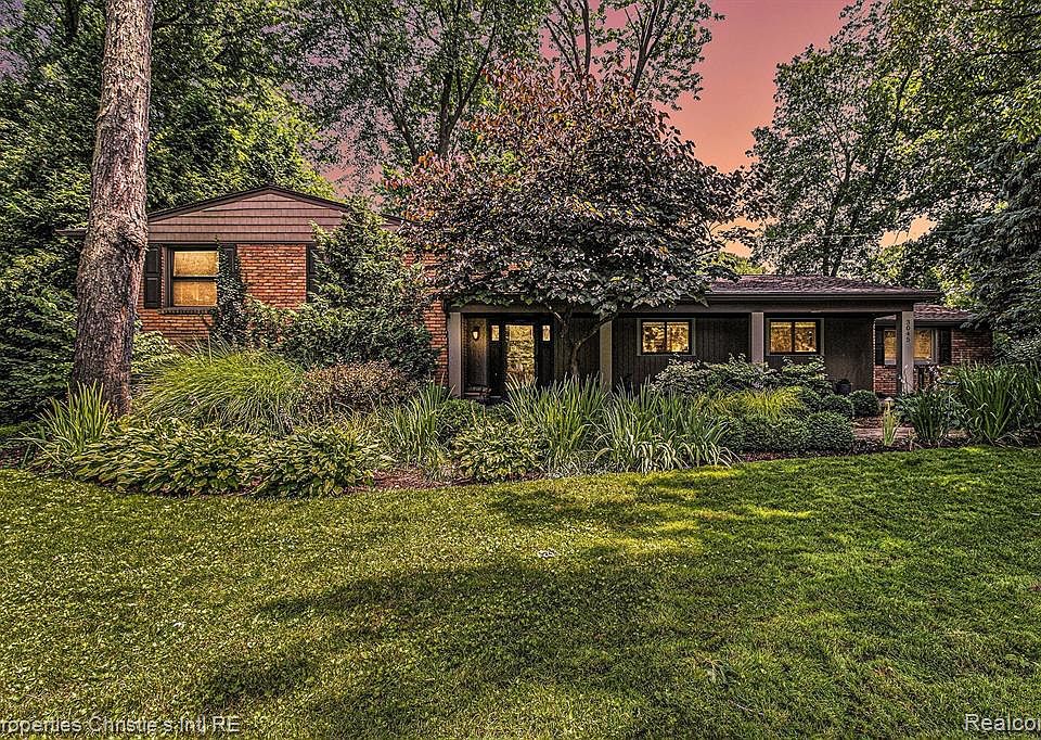 3045 Myddleton Ct, Troy, MI 48084 Zillow