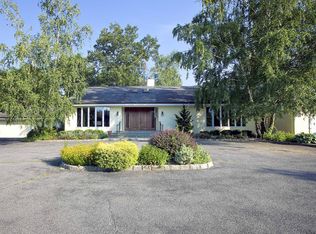 31 Premium Point, New Rochelle, NY 10801