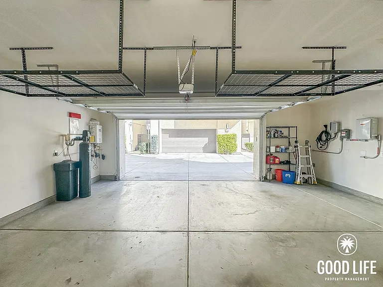 2114 Element Way — Photo 25