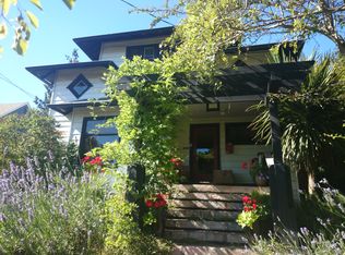 330 NW 50th St, Seattle, WA 98107