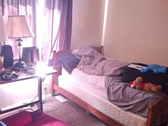 5th image of 1651 Mentor Ave APT 810