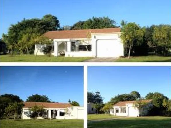 1302 SE Roanoke St, Port Saint Lucie, FL 34952