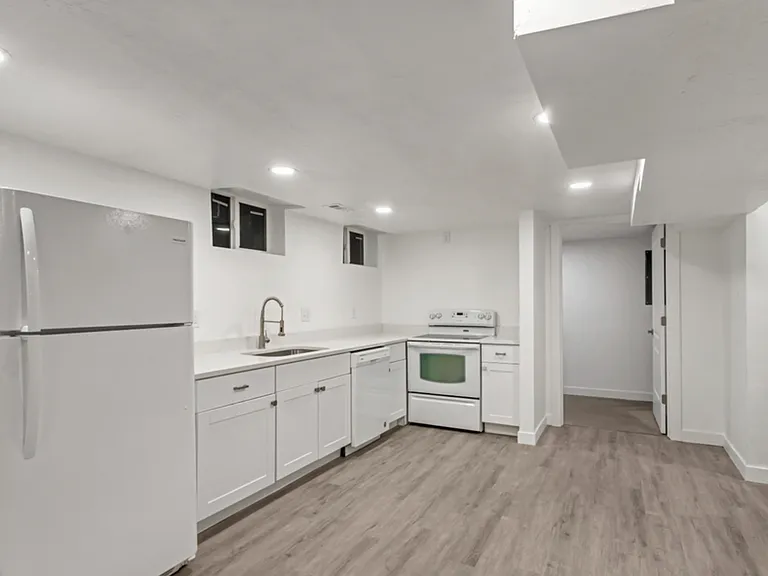 2664 Brinker Ave — Photo 8