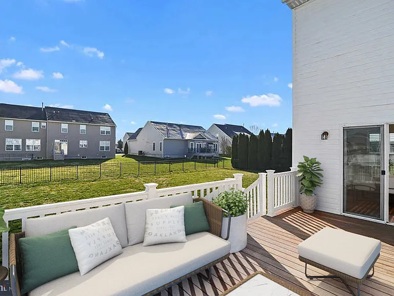 223 Viola Dr — Photo 14