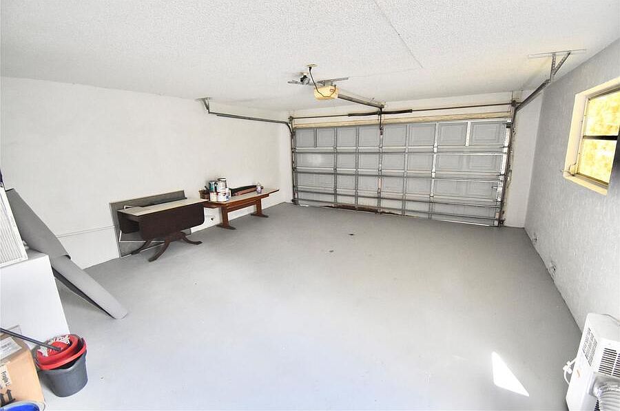 1st image of 11540 NW 40th Ct