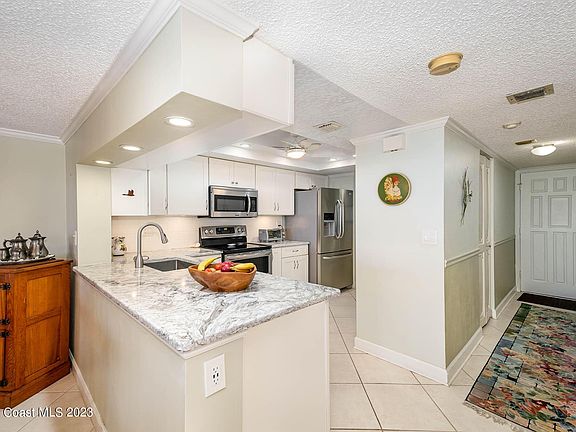 5th image of 830 N Atlantic Ave Unit 1407