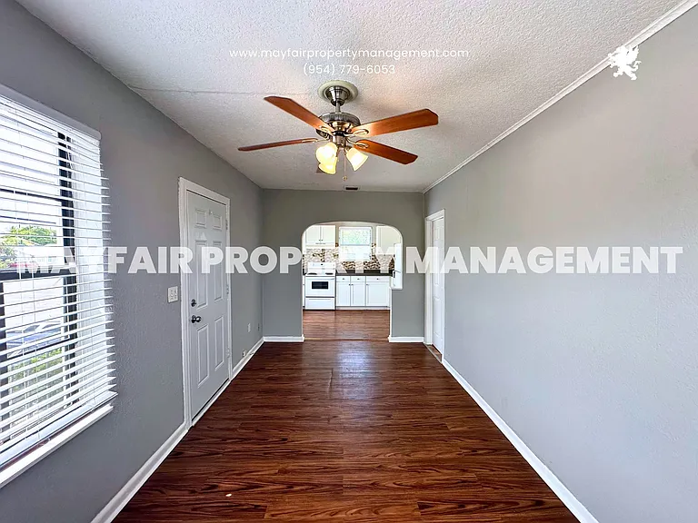 306 2nd Ave S #10 — Photo 4