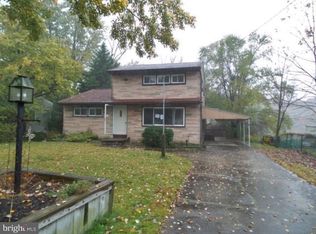 107 W Roland Ave, Maple Shade, NJ 08052