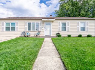 433 Camden Ave, Romeoville, IL 60446