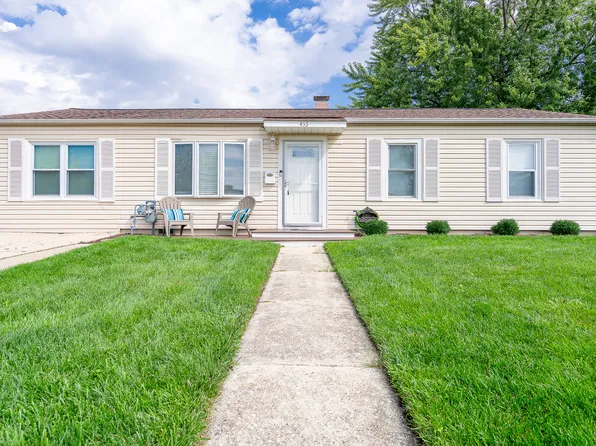 433 Camden Ave, Romeoville, IL 60446