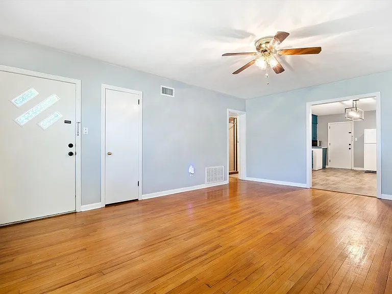 703 Magnolia Rd — Photo 4