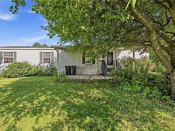 2nd image of 5100 Terri Ln