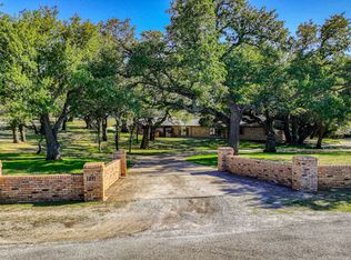 1211 Newport Rd, Weatherford, TX 76086