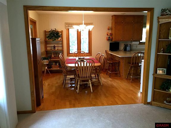 5th image of 1401 Winona St