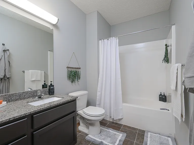 The 401 Lofts — Photo 24