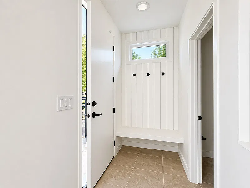 3 bed, 2.5 bath, 1500 sqft, $1,900 — Photo 2