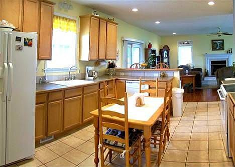 4th image of 265 Bonnie Johnson Ln