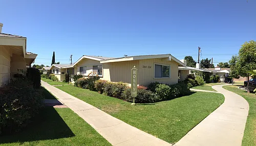 252 N Holly St Photo 1