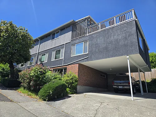 1300 6th Ave N Photo 1