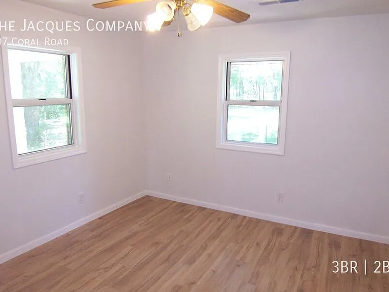 407 Coral Rd — Photo 11
