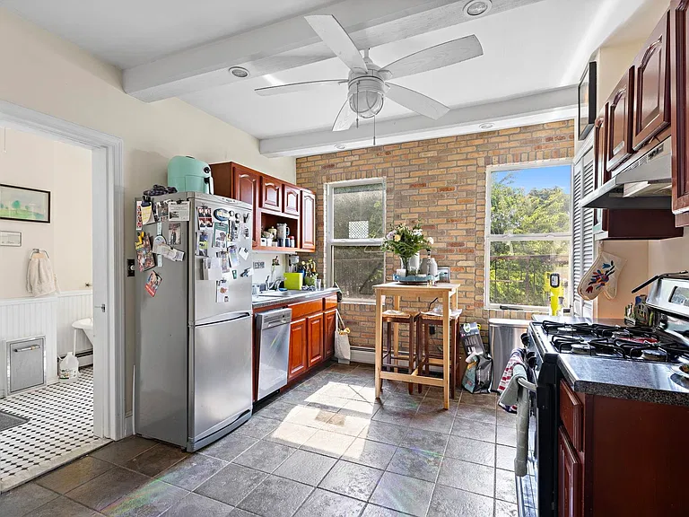 43 Coles St #3 — Photo 3