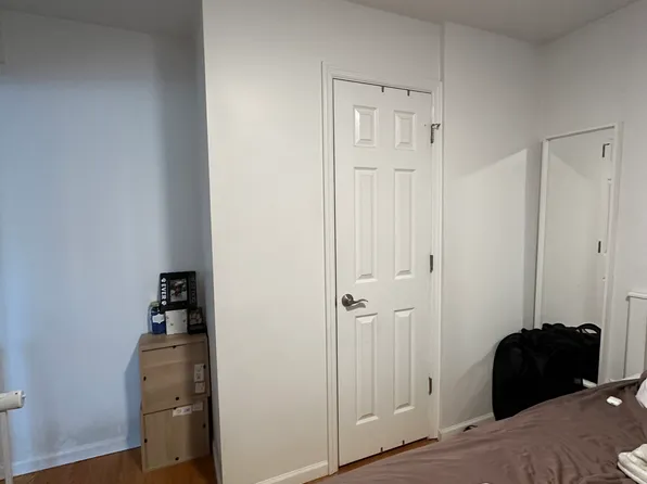 22-14 Astoria Boulevard image 13 of 14