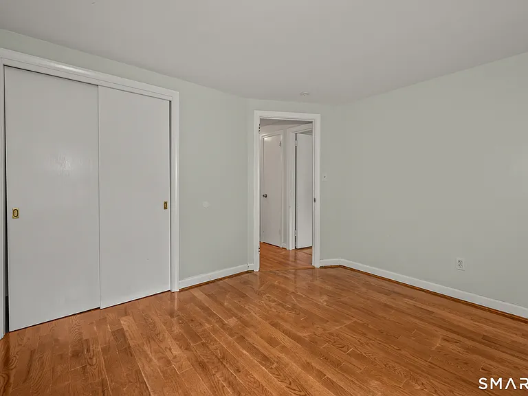 58 Jackson Ave — Photo 14