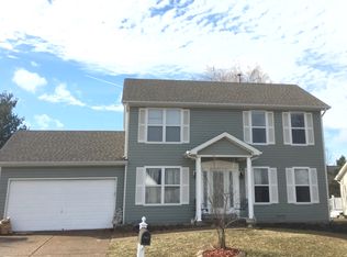 1941 Royal Heir Dr, O'Fallon, MO 63366