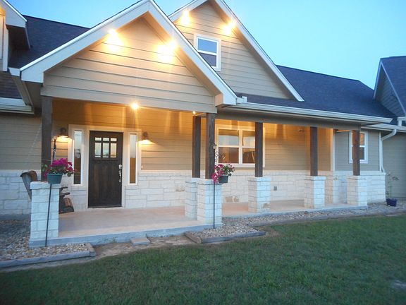 Front porch/porch swing