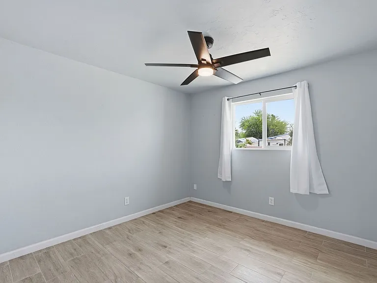 3455 S Magda Ave — Photo 23