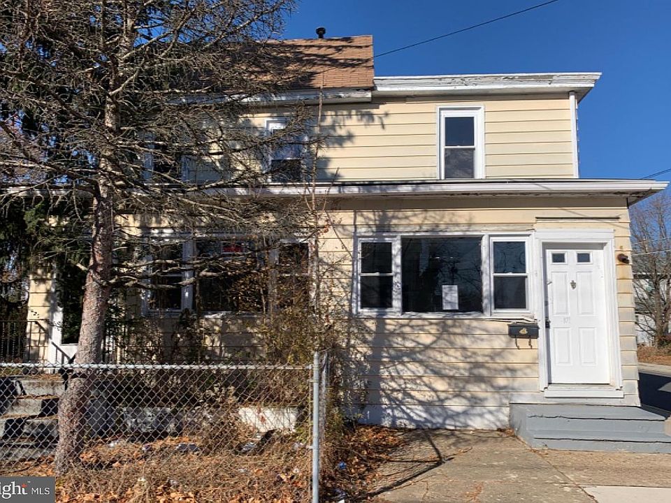 1st image of 101 W Buck St