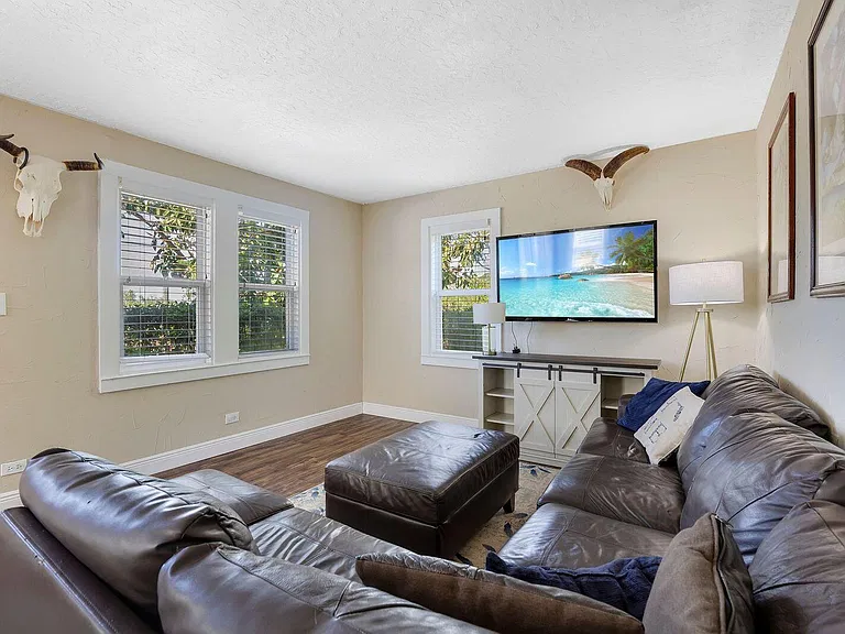 1425 E Crisafulli Rd — Photo 9