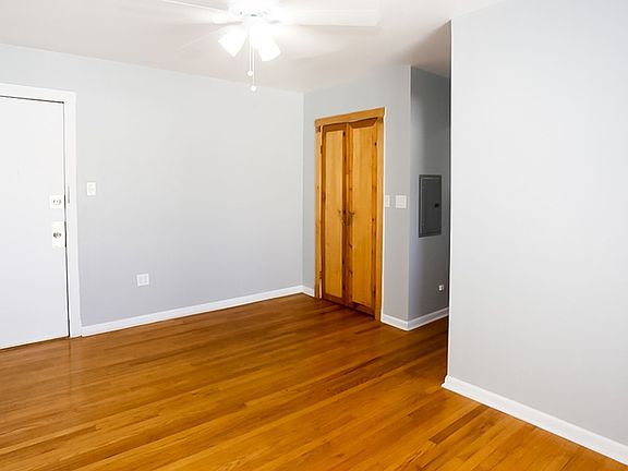 5th image of 3257-3267 W Wrightwood Ave #4