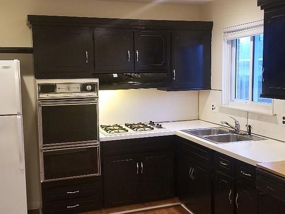 3rd image of 27130 Floral St