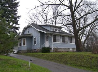 5527 Richmond Rd, Solon, OH 44139