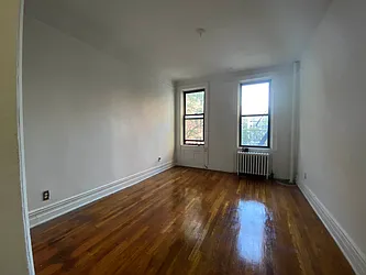 Rented by Urban Real Estate Property Group Inc