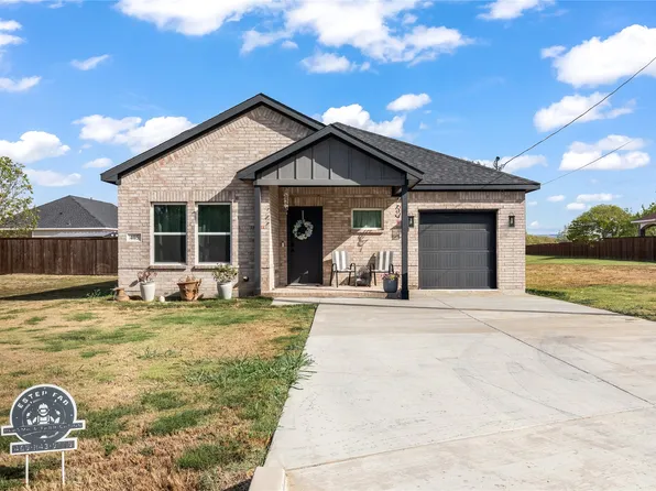 405 John St, Hillsboro, TX 76645