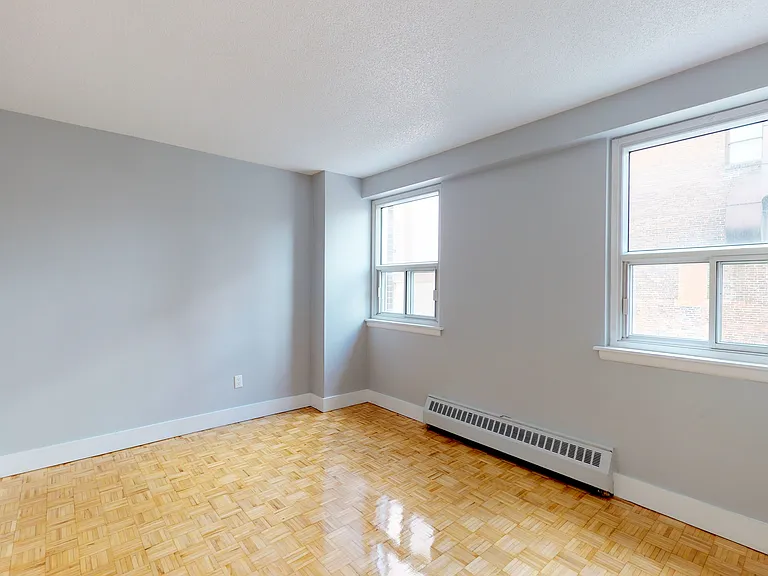 153 Nepean St — Photo 13