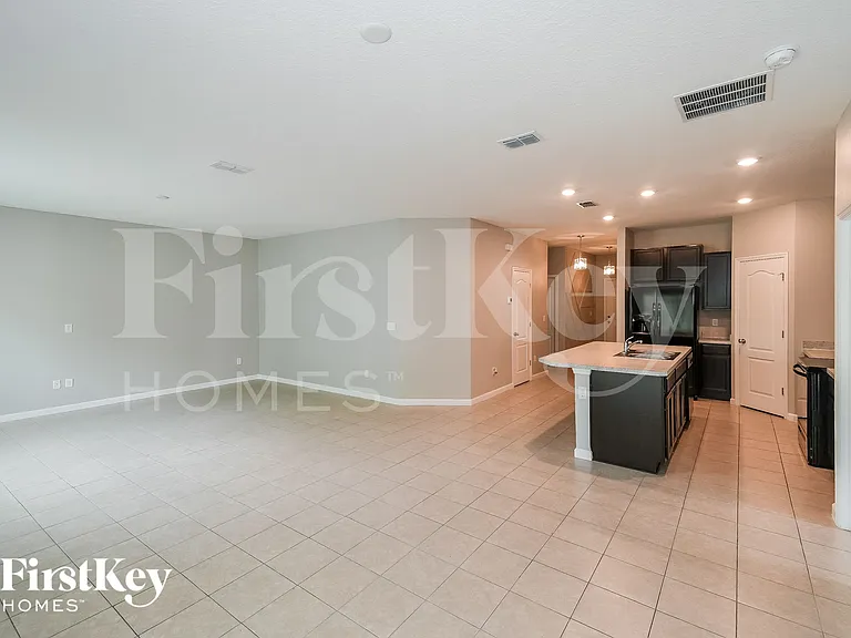5592 Kellar Cir — Photo 5