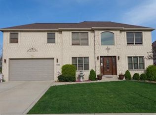 7225 Jeffrey St, Schererville, IN 46375