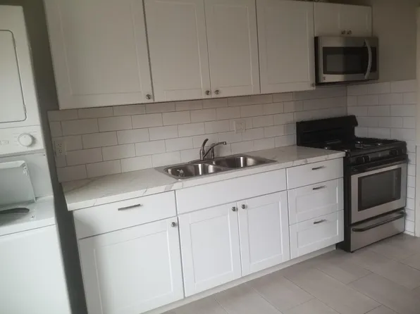 5634 Gaines St, San Diego, CA 92110
