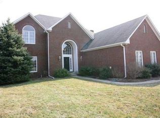 10163 Quaker Ridge Ct, Fishers, IN 46037