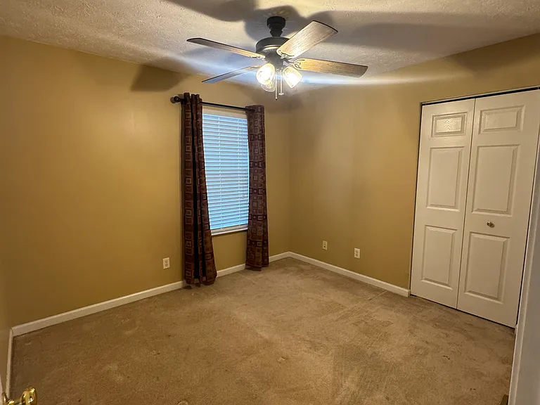 1078 Shawnee Ridge Dr — Photo 11