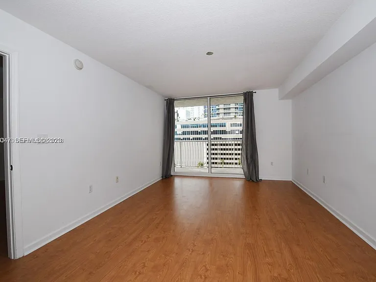 1200 Brickell Bay Dr #1822 — Photo 7